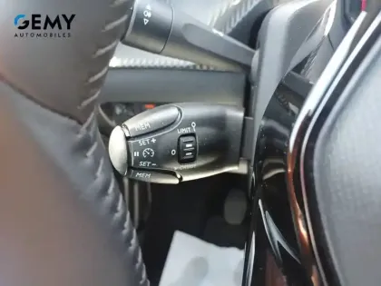Photo 15 Peugeot 208  PureTech 100 S&S BVM6