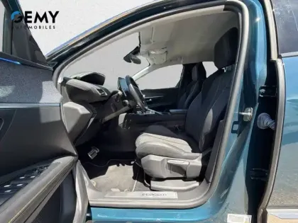 Photo 8 Peugeot 3008  Hybrid 225 e-EAT8