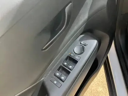 Photo 19 Hyundai Kona  Hybrid 141