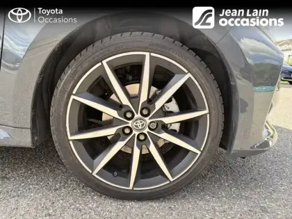 Photo 8 Toyota Yaris  Hybride 130h