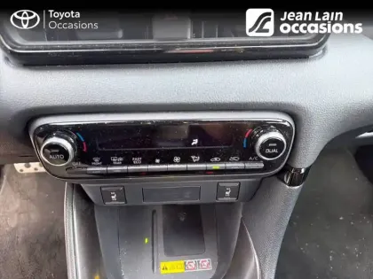 Photo 13 Toyota Yaris  Hybride 130h