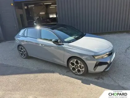 Photo 27 Opel Astra  1.2 Turbo Hybride 145 ch Automatique