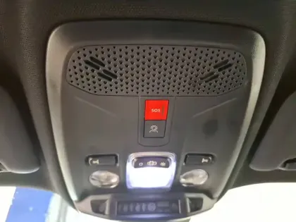 Photo 14 Peugeot 2008  Hybrid 145 e-DCS6