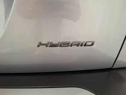 Photo 30 Peugeot 2008  Hybrid 145 e-DCS6