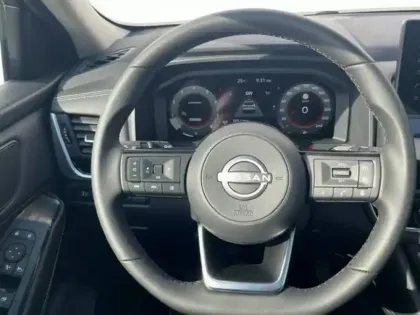 Photo 10 Nissan Qashqai  Mild Hybrid 140 ch