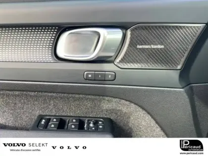 Photo 15 Volvo Xc40  B3 163 ch DCT7