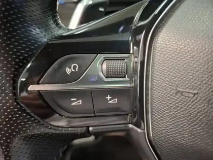 Photo 26 Peugeot 508  Hybrid 225 e-EAT8