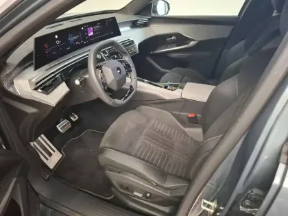 Photo 12 Peugeot 3008  Hybrid 145 e-DCS6