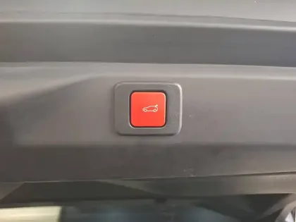 Photo 5 Peugeot 3008  Hybrid 145 e-DCS6