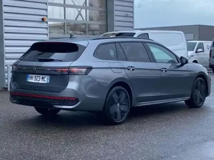 Photo 5 Volkswagen Passat NOUVELLE EHYBRID 272CH DSG6 R LIN