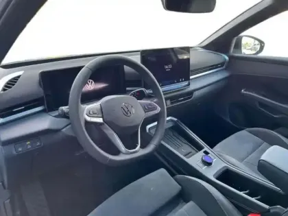 Photo 8 Volkswagen T-roc FL NOUVEAU NF 1.5 ETSI HYBRID 150CH D
