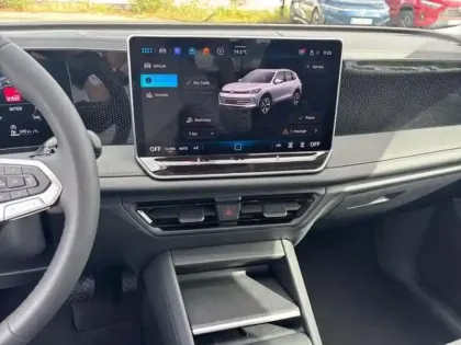 Photo 9 Volkswagen Tiguan NOUVEAU 1.5 ETSI 130CH DSG7 LIFE