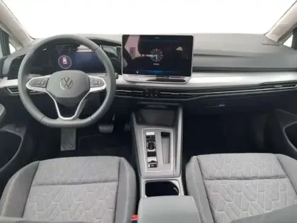 Photo 7 Volkswagen Golf 8 FL 1.5 EHYBRID 204CH DSG6 LIFE PL