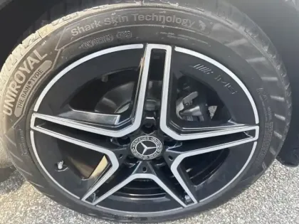 Photo 13 Mercedes Classe A 200 d AMG Line