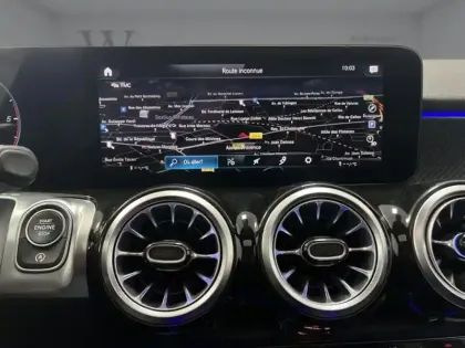 Photo 12 Mercedes GLB 200 d AMG Line