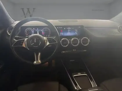 Photo 8 Mercedes GLA 200 d Business Line