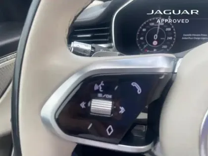 Photo 13 Jaguar F-Pace  P400e Plug-in-Hybrid SE BVA8 AWD