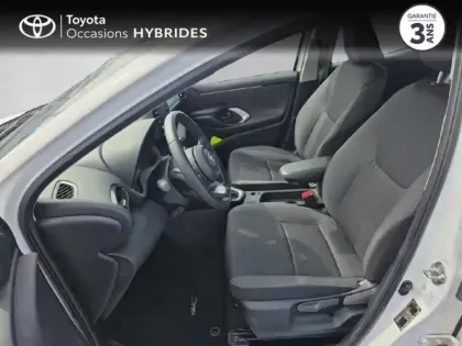 Photo 10 Toyota Yaris  116h Dynamic 5p MY22