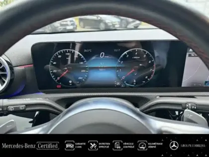 Photo 8 Mercedes Classe A  180 136ch AMG Line 7G-DCT