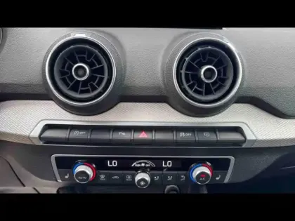 Photo 5 Audi Q2  35 TFSI 150ch Advanced S tronic 7