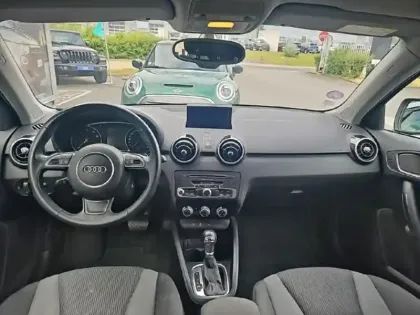 Photo 7 Audi A1  Sportback 1.0 TFSI 95ch ultra Midnight Series S tronic 7