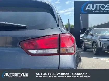Photo 5 Hyundai I30  SW 1.0 T-GDi 120ch Hybrid 48V Creative DCT-7