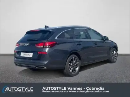 Photo 6 Hyundai I30  SW 1.0 T-GDi 120ch Hybrid 48V Creative DCT-7