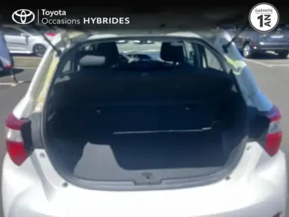 Photo 9 Toyota Yaris  100h Dynamic 5p