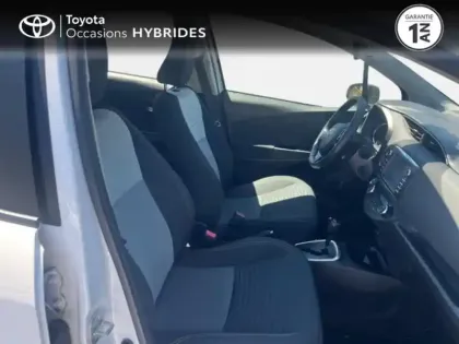 Photo 5 Toyota Yaris  100h Dynamic 5p