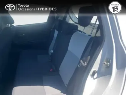Photo 11 Toyota Yaris  100h Dynamic 5p