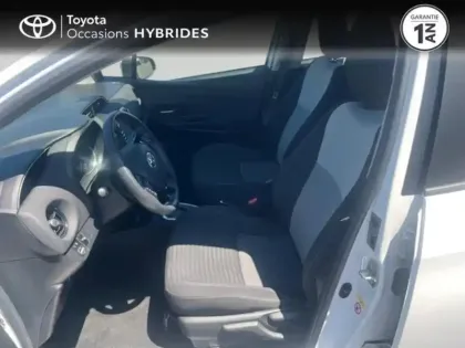 Photo 10 Toyota Yaris  100h Dynamic 5p