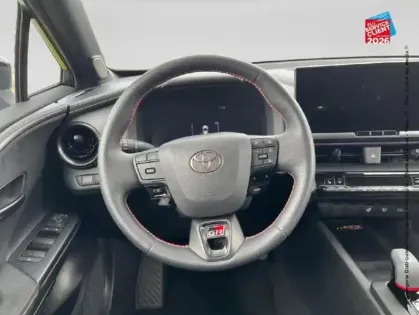 Photo 11 Toyota C-HR  2.0 Hybride Rechargeable 225ch GR Sport NG23