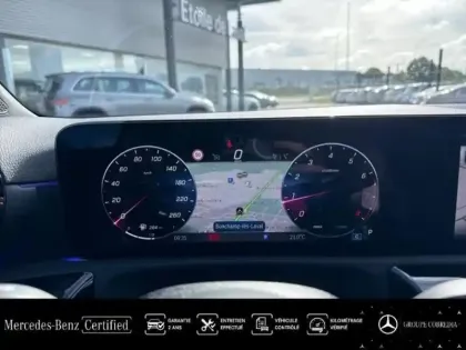 Photo 8 Mercedes Classe A  180 136ch AMG Line 7G-DCT