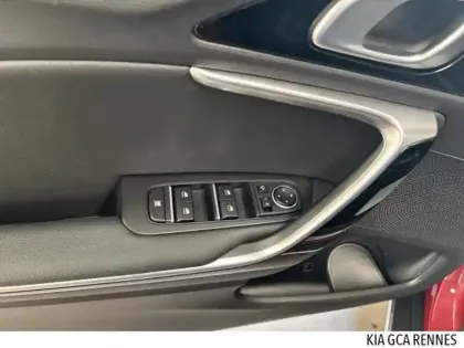 Photo 11 Kia Xceed  1.6 GDi 105ch + Plug-In 60.5ch Premium DCT6 MY22