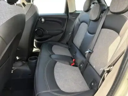 Photo 7 Mini Mini  5 Portes Cooper 136ch Essential BVA7