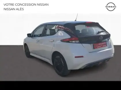 Photo 6 Nissan Leaf  217ch e+ 62kWh Acenta 22