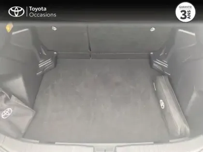 Photo 9 Toyota Yaris  Cross 116h Dynamic Business MC24