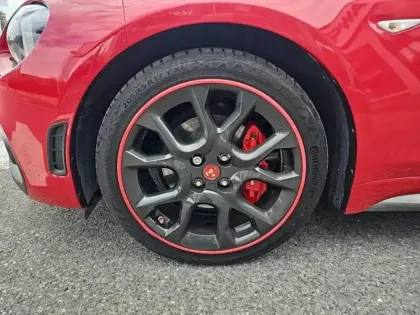 Photo 13 Abarth 124 Spider  1.4 MultiAir 170ch Scorpione BVA6