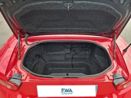 Photo 8 Abarth 124 Spider  1.4 MultiAir 170ch Scorpione BVA6