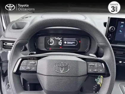 Photo 12 Toyota Proace  CITY Medium 130 D-4D Start BVA MY25 Tarif réservée aux professionnels