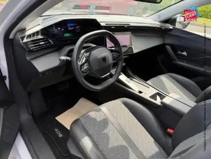 Photo 14 Peugeot 408  PHEV 180ch Allure Pack e-EAT8