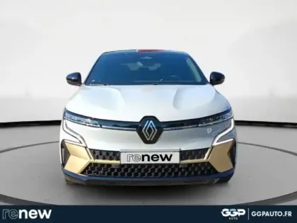 Photo 7 Renault Megane  E-Tech Electric EV60 220ch Iconic super charge -C