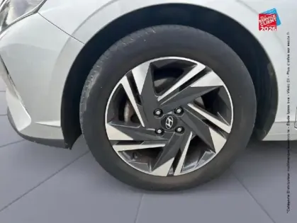 Photo 9 Hyundai I20  1.0 T-GDi 100ch Hybrid Business Camera