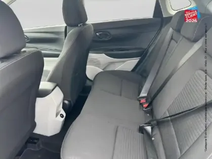 Photo 10 Hyundai I20  1.0 T-GDi 100ch Hybrid Business Camera