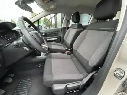 Photo 6 Citroën C3  1.2 PureTech 83ch S&S C-Series 123g