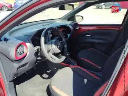 Photo 14 Toyota Aygo X  1.0 VVT-i 72ch Design S-CVT MY23