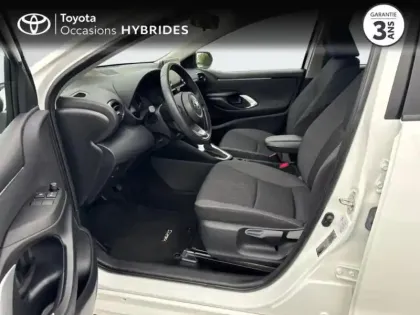 Photo 10 Toyota Yaris  116h Dynamic 5p MY22