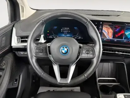 Photo 7 BMW Serie 2 Série 2 ActiveTourer 225e 245ch xDrive Luxury DKG7