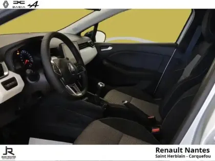 Photo 12 Renault Clio  1.5 Blue dCi 100ch Evolution