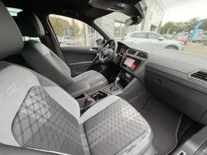Photo 11 Volkswagen Tiguan  1.4 eHybrid 245ch R-Line DSG6